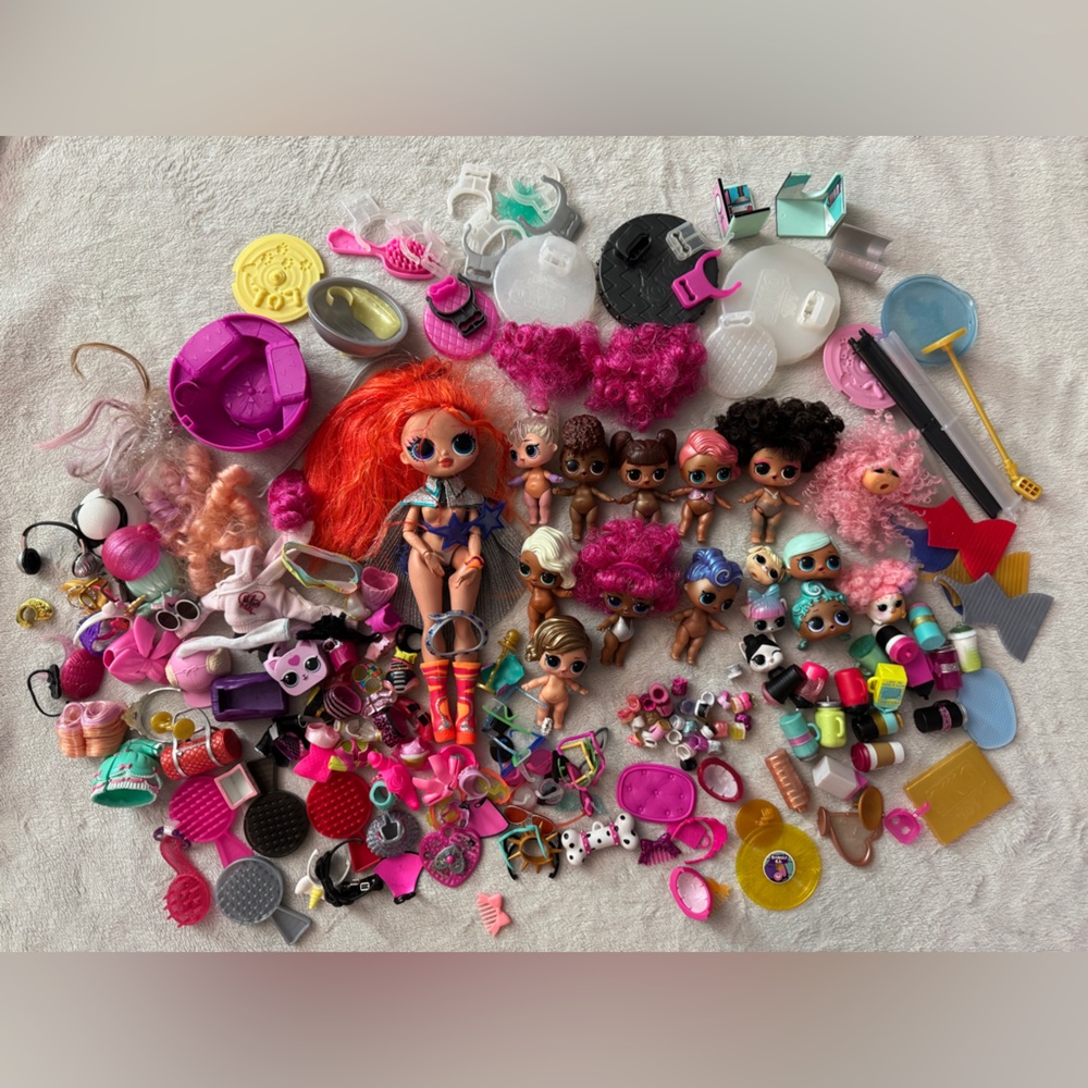 Colorful LOL dolls with Accessories
